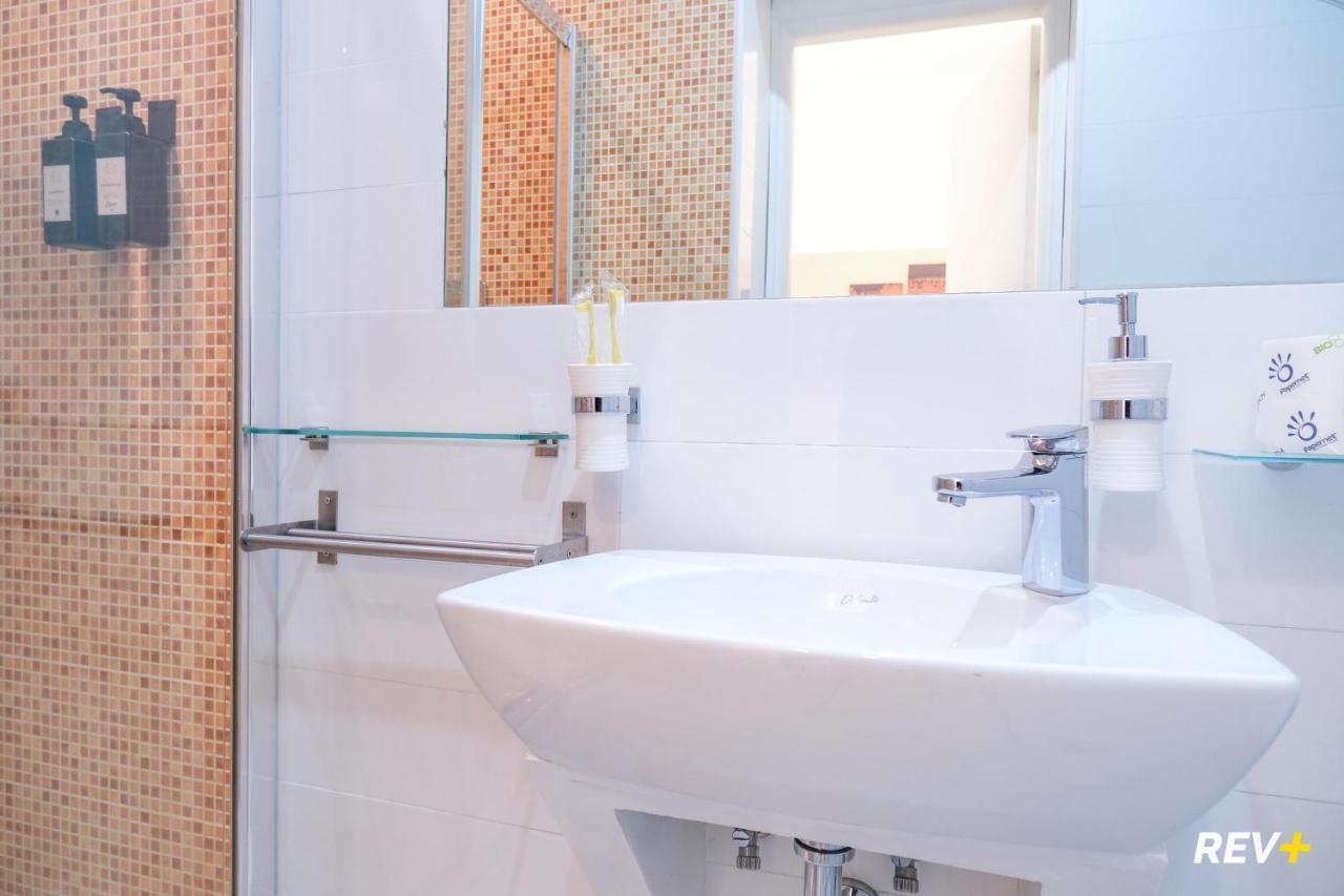 רומא Viale Giulio Cesare Guest House מראה חיצוני תמונה